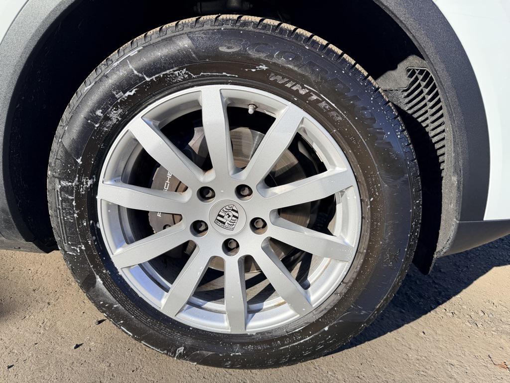 used 2019 Porsche Cayenne car, priced at $32,994