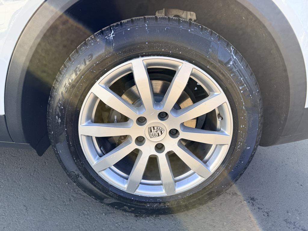 used 2019 Porsche Cayenne car, priced at $32,994