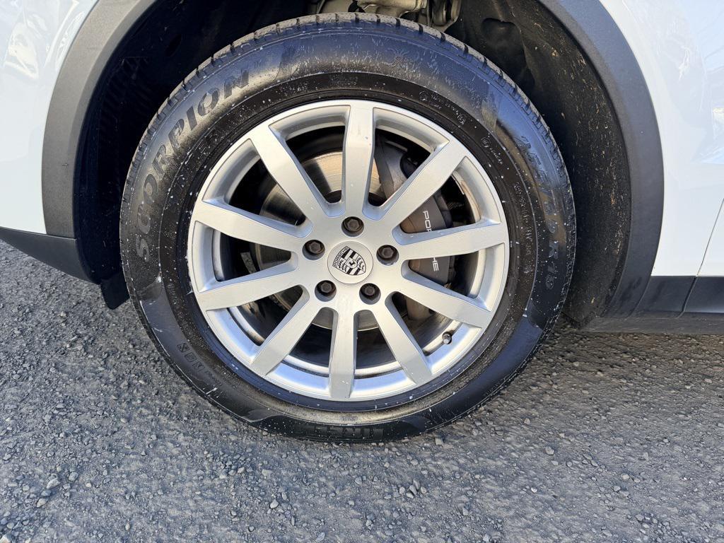 used 2019 Porsche Cayenne car, priced at $32,994