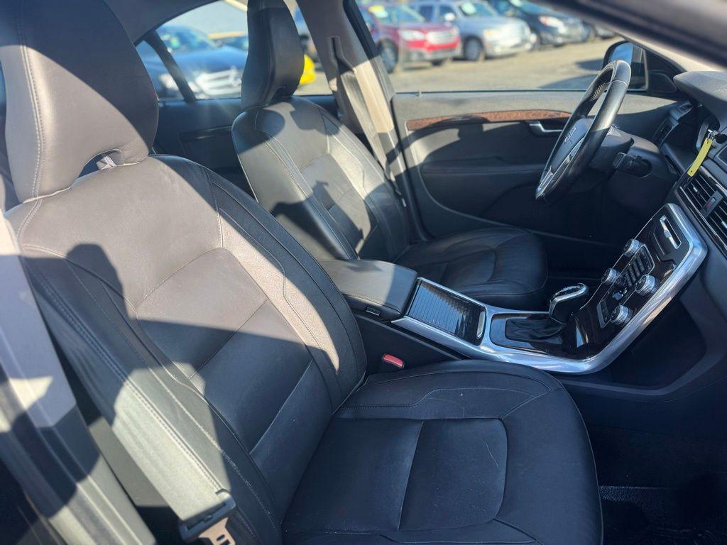 used 2016 Volvo S80 car, priced at $8,788