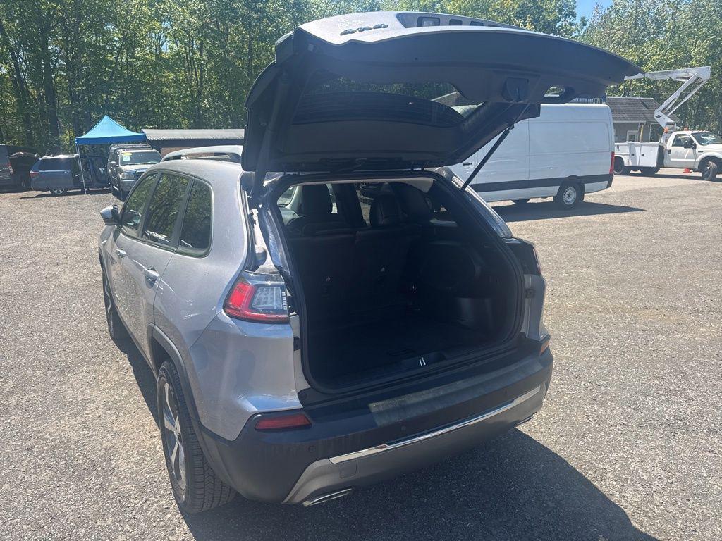 used 2019 Jeep Cherokee car, priced at $14,799