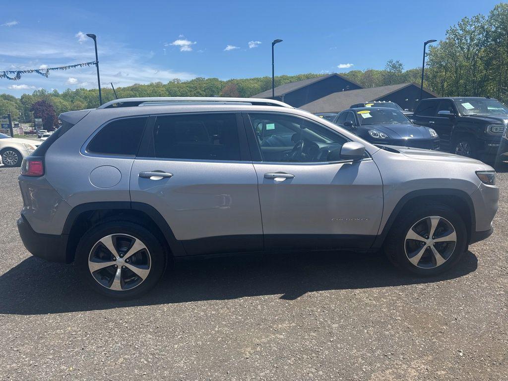 used 2019 Jeep Cherokee car, priced at $14,799