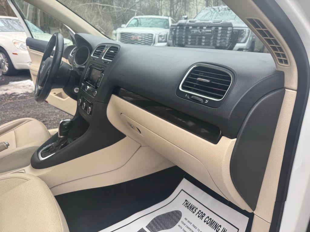 used 2014 Volkswagen Jetta SportWagen car, priced at $9,388