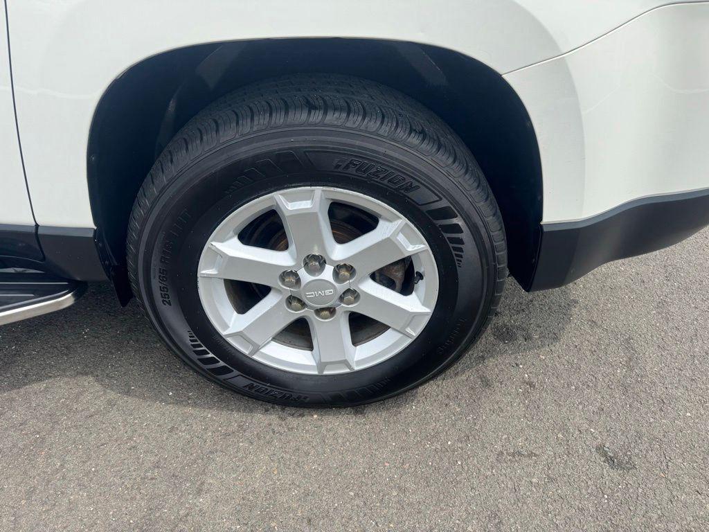 used 2014 GMC Acadia car, priced at $6,901