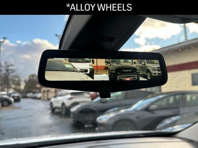 used 2019 Chevrolet Traverse car, priced at $18,997