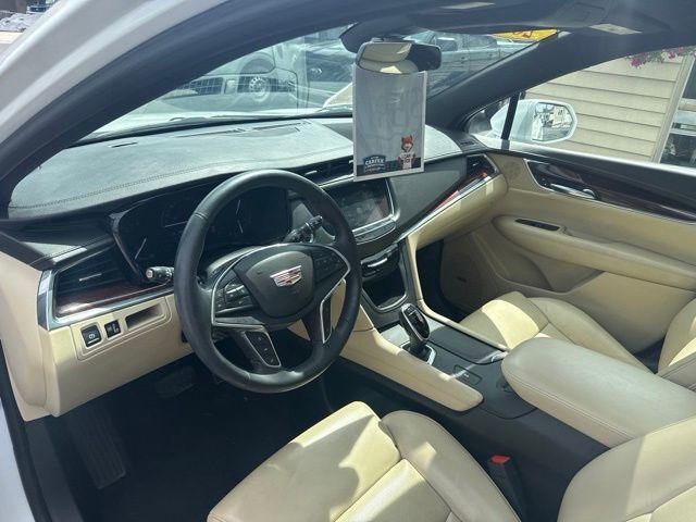 used 2017 Cadillac XT5 car, priced at $15,997