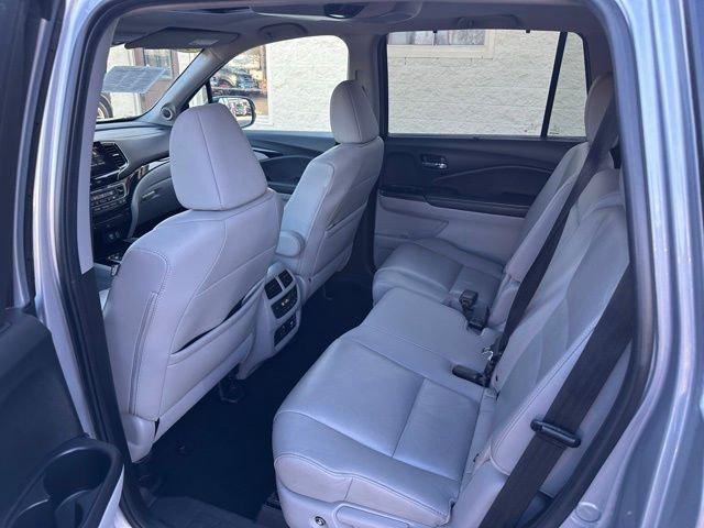 used 2022 Honda Pilot car, priced at $30,997