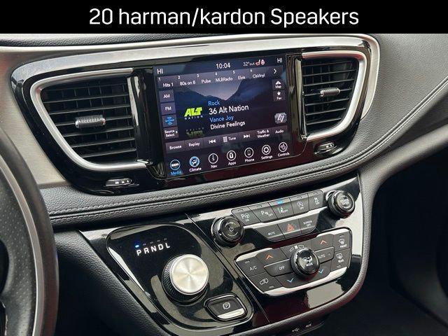 used 2020 Chrysler Pacifica car, priced at $25,000