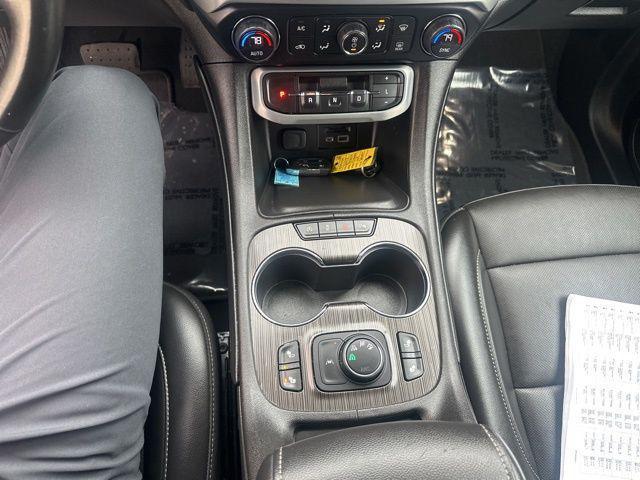 used 2022 GMC Acadia car, priced at $27,500