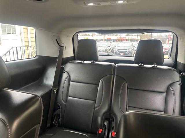 used 2022 GMC Acadia car, priced at $27,500