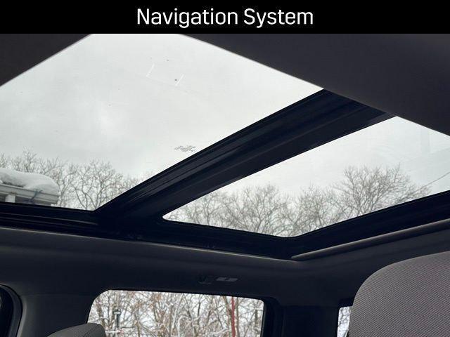 used 2019 Ford F-150 car, priced at $25,000