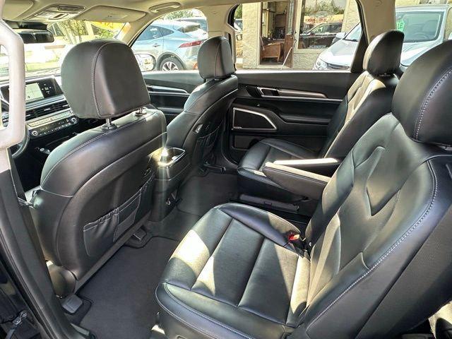 used 2022 Kia Telluride car, priced at $30,000