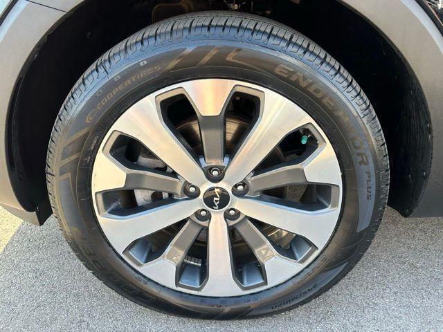 used 2022 Kia Telluride car, priced at $30,000