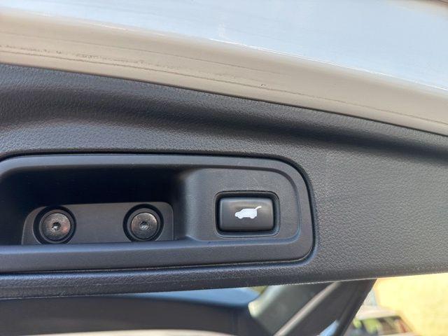 used 2021 Honda Pilot car, priced at $30,000