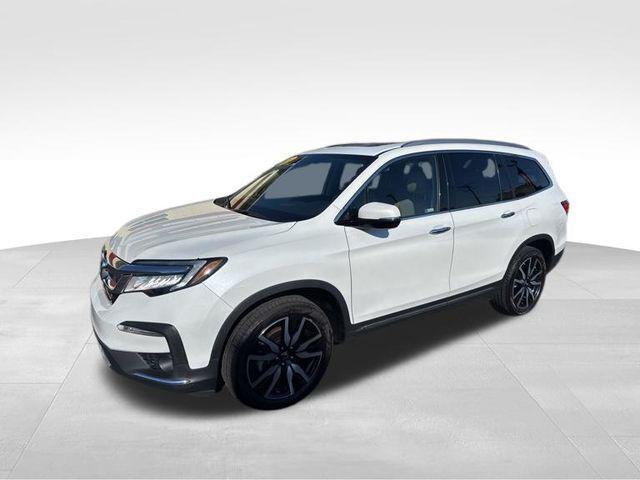 used 2021 Honda Pilot car, priced at $30,000