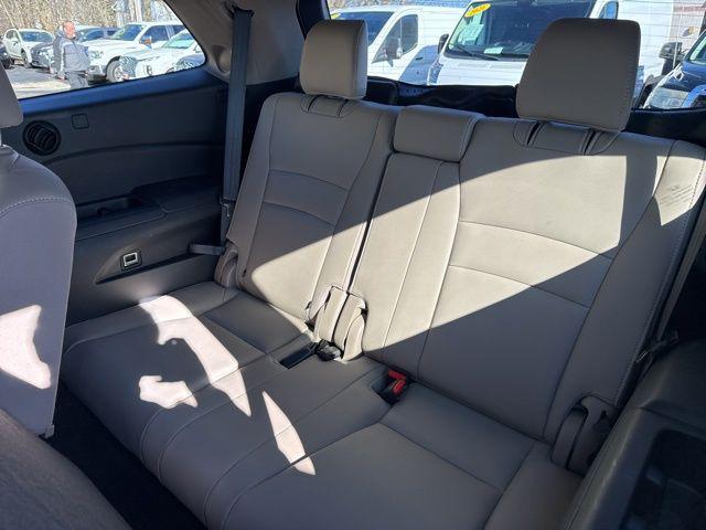 used 2021 Honda Pilot car, priced at $30,000