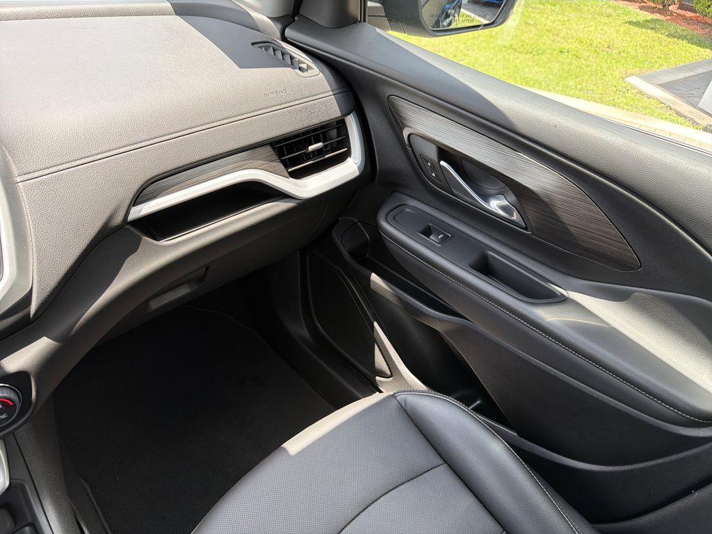 used 2024 GMC Terrain car, priced at $26,892