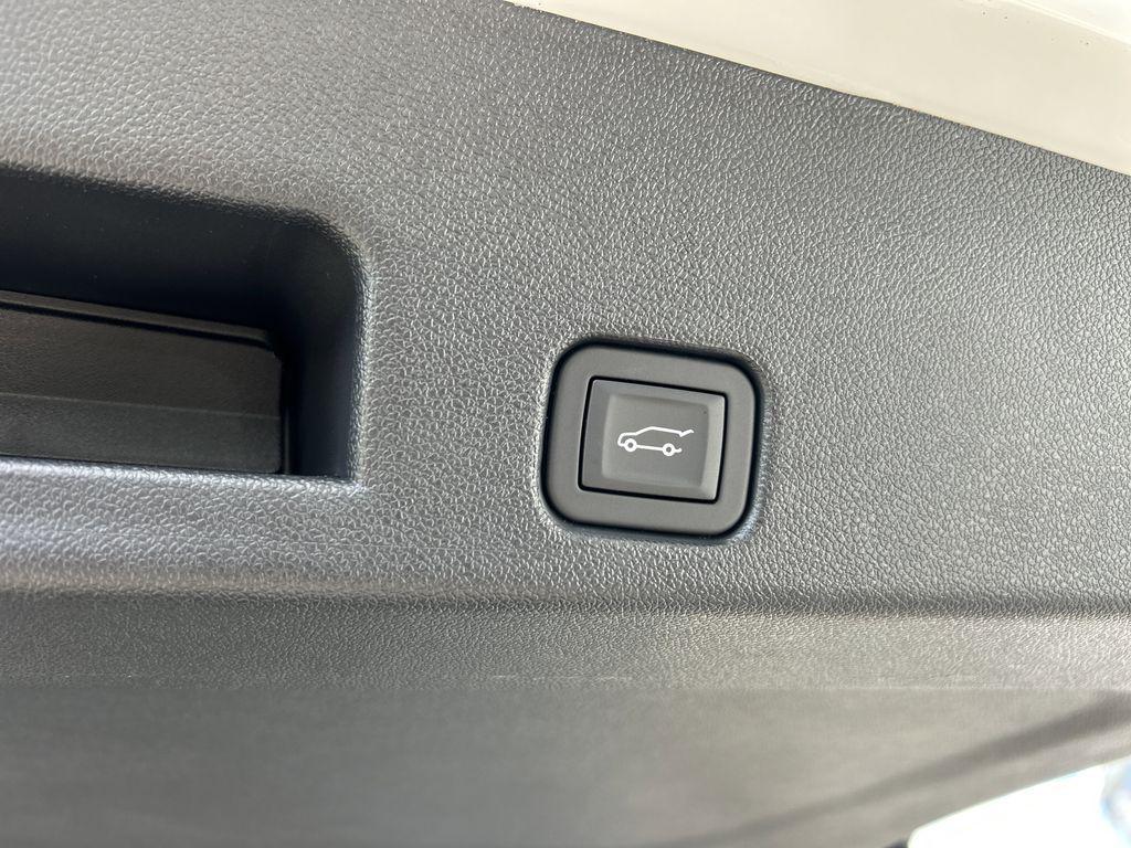 used 2024 GMC Acadia car, priced at $45,799