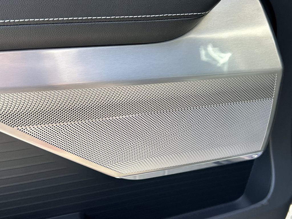 new 2026 Cadillac VISTIQ car, priced at $80,515