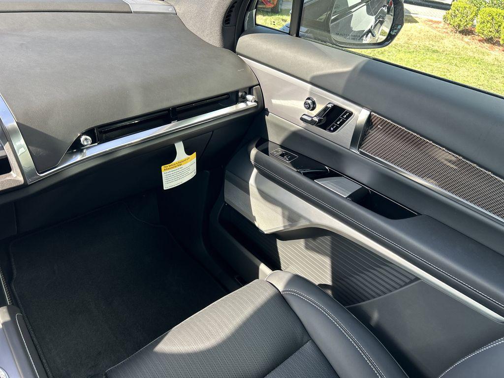 new 2026 Cadillac VISTIQ car, priced at $80,515