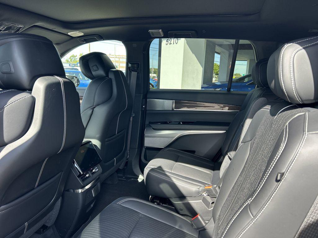 new 2026 Cadillac VISTIQ car, priced at $80,515