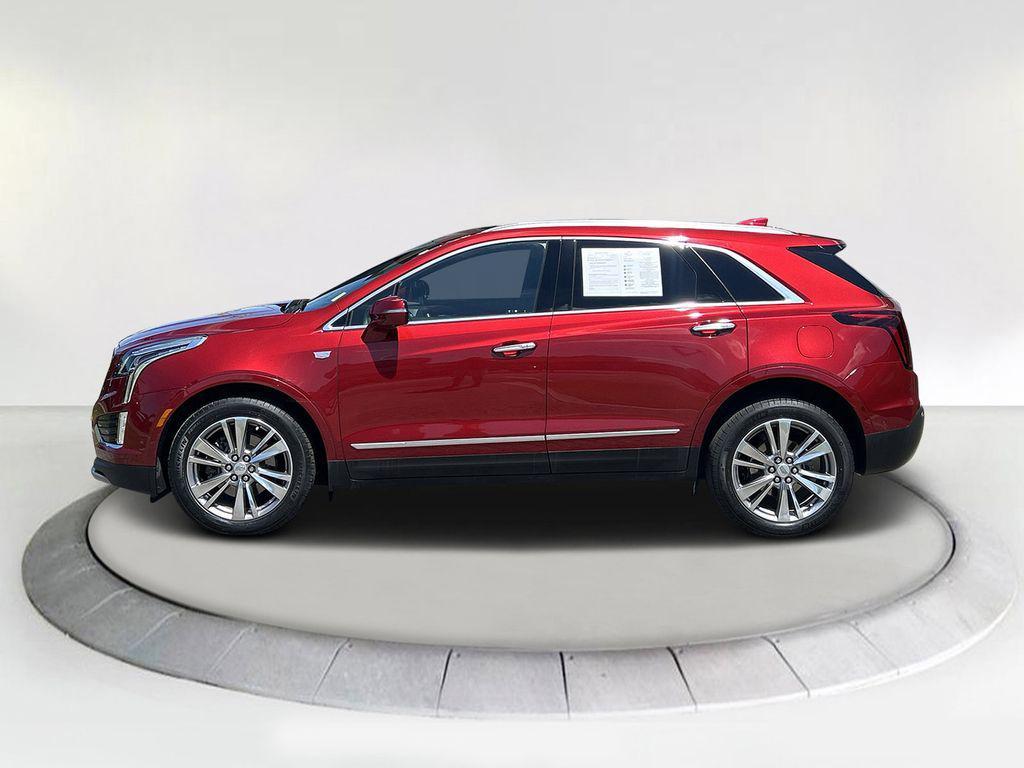 used 2024 Cadillac XT5 car, priced at $39,488