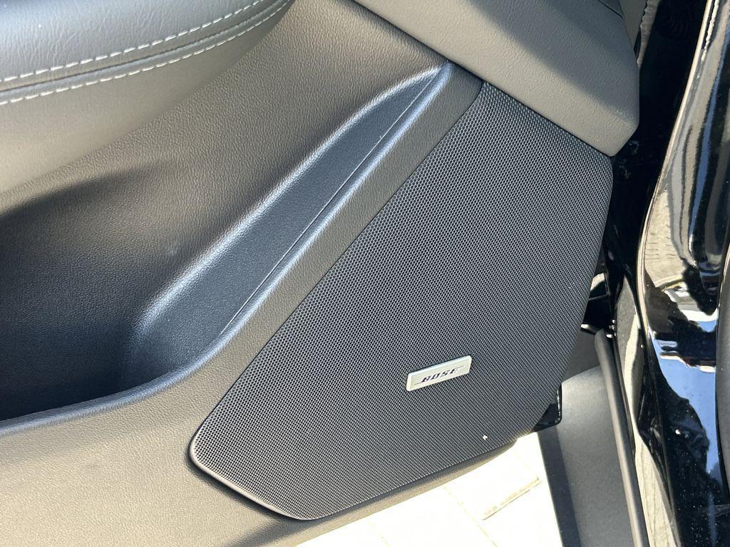 new 2025 Cadillac XT5 car