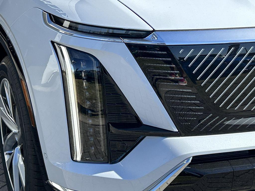 new 2026 Cadillac VISTIQ car, priced at $81,390