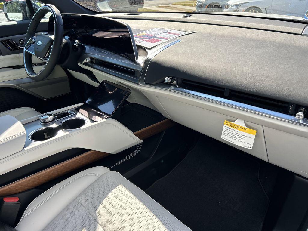 new 2026 Cadillac VISTIQ car, priced at $81,390