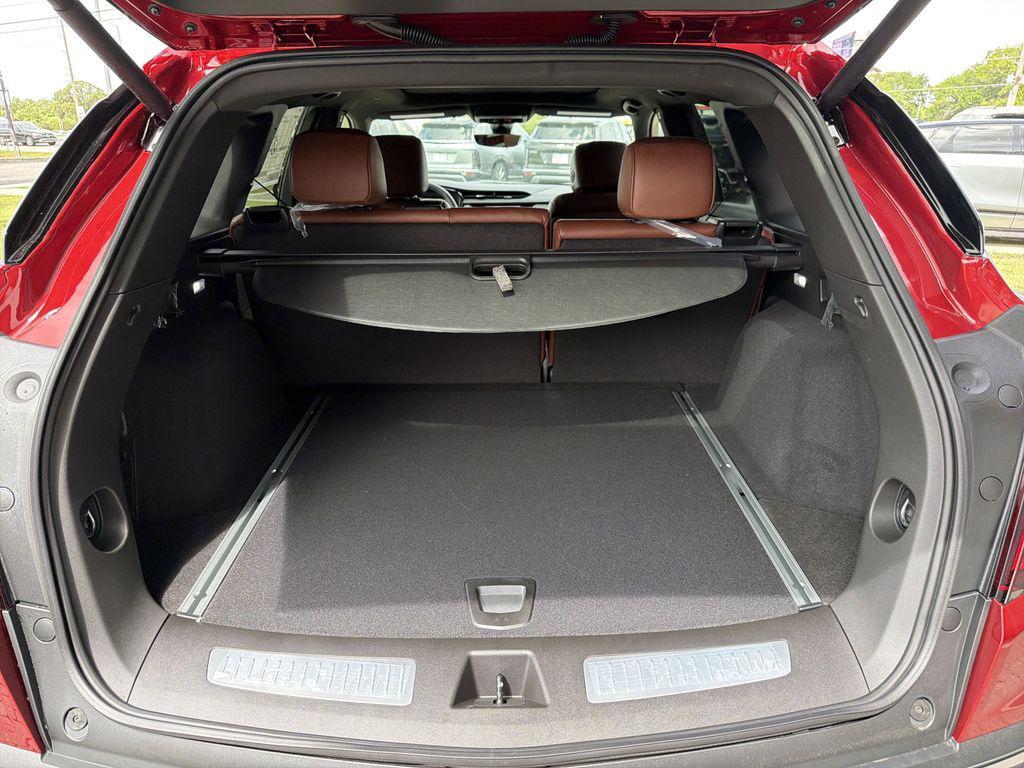 new 2026 Cadillac XT5 car, priced at $64,140
