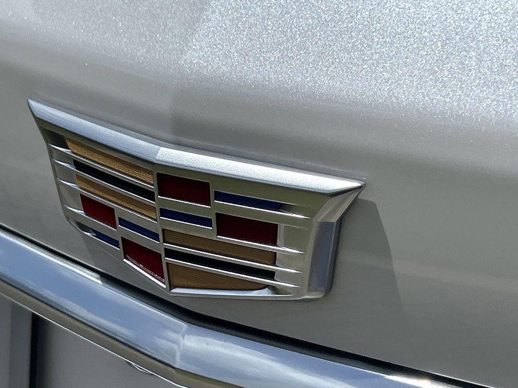 new 2026 Cadillac XT5 car, priced at $59,020