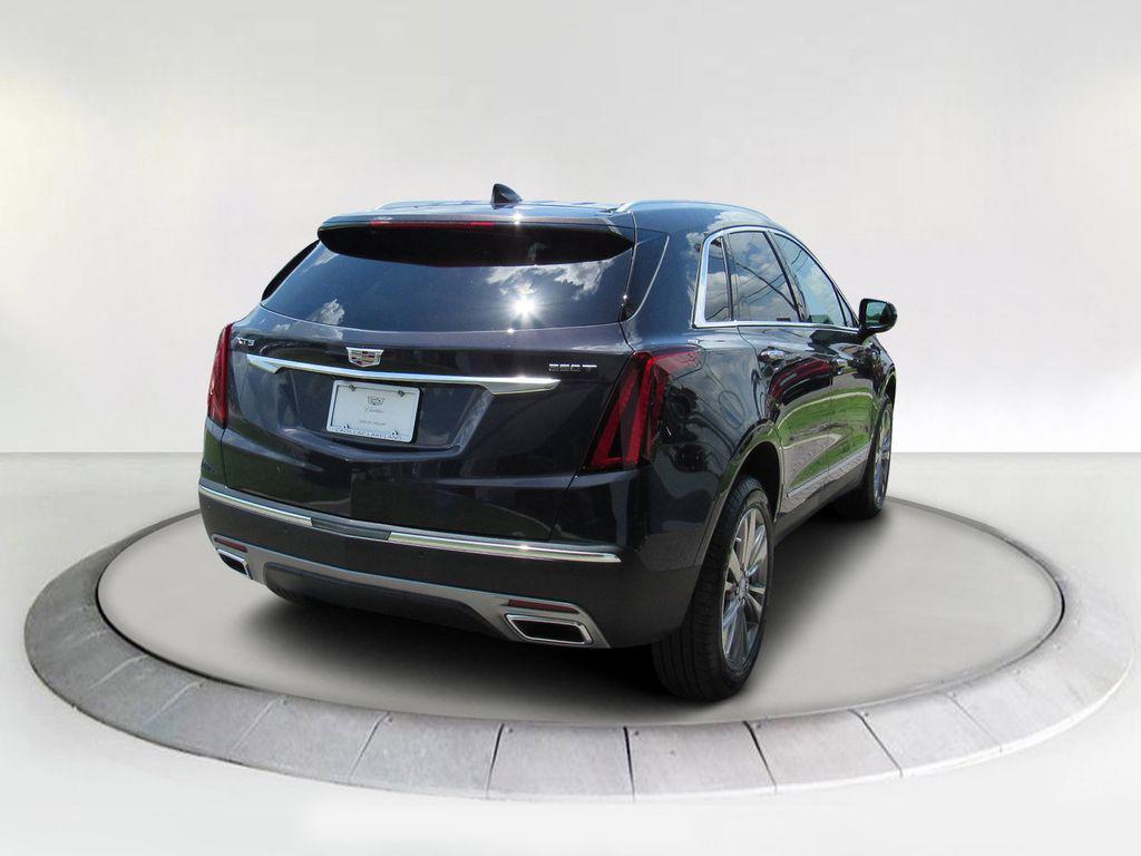 new 2025 Cadillac XT5 car, priced at $52,615