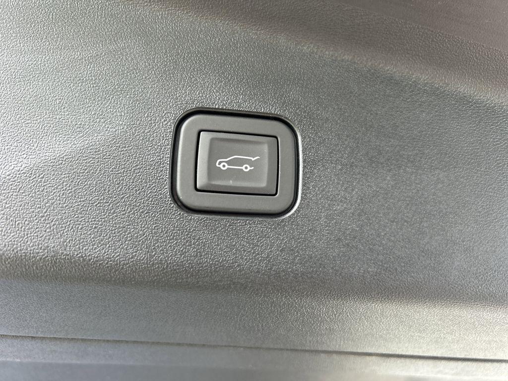 new 2026 Cadillac VISTIQ car, priced at $79,890