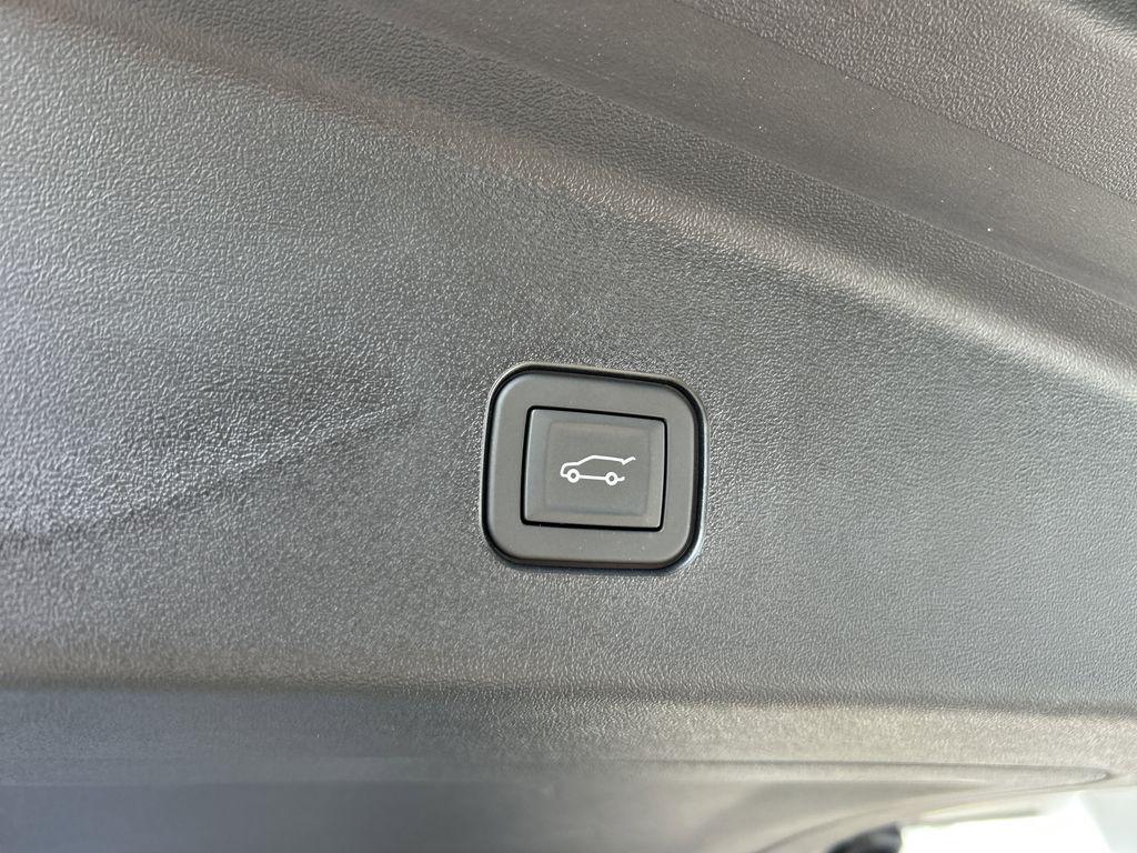 new 2026 Cadillac VISTIQ car