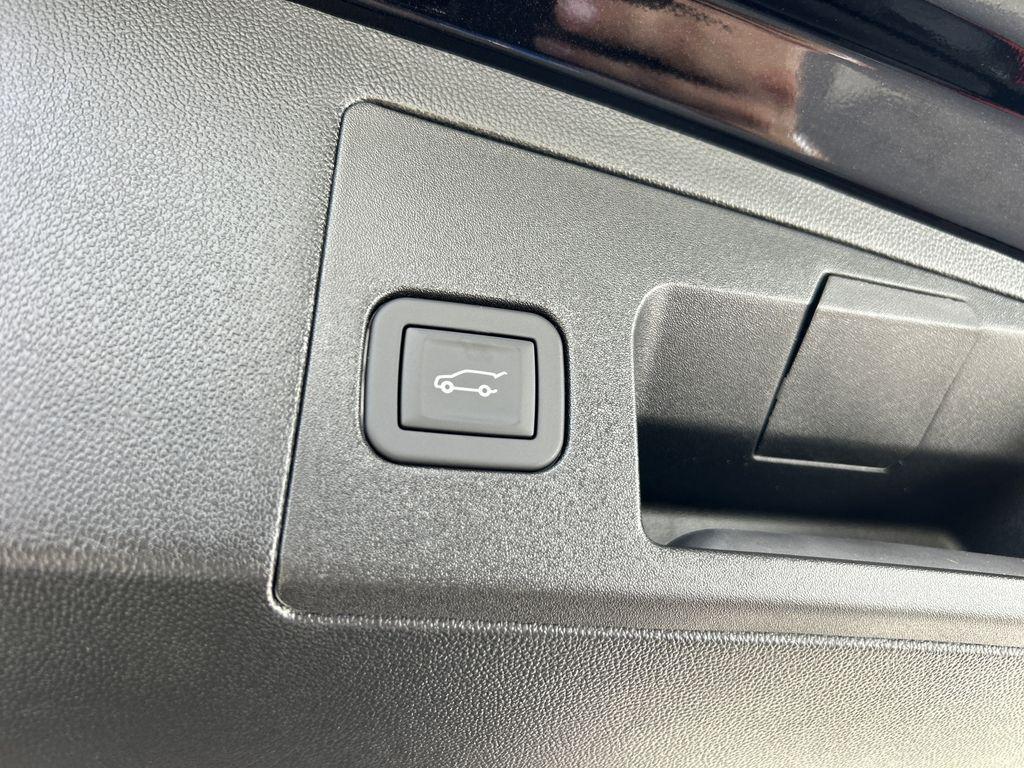 new 2026 Cadillac XT5 car, priced at $48,420