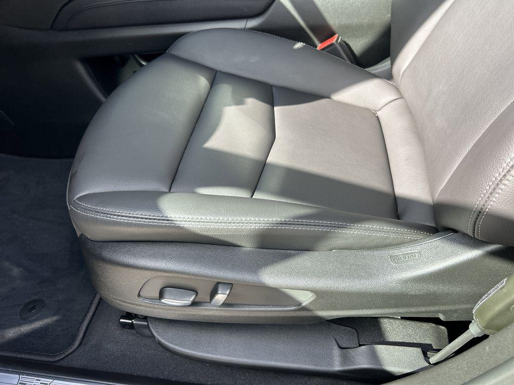 new 2026 Cadillac XT5 car, priced at $48,420