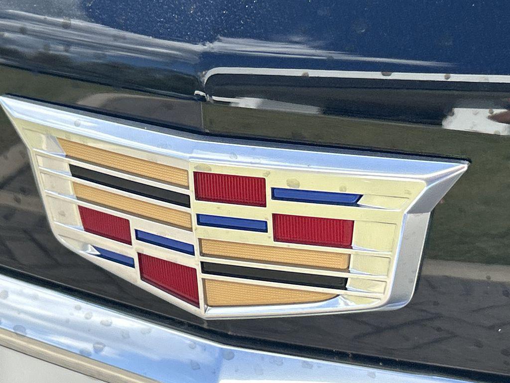 new 2026 Cadillac XT5 car, priced at $48,420