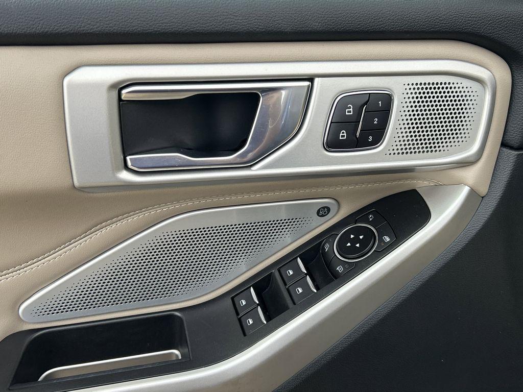 used 2022 Ford Explorer car, priced at $31,889