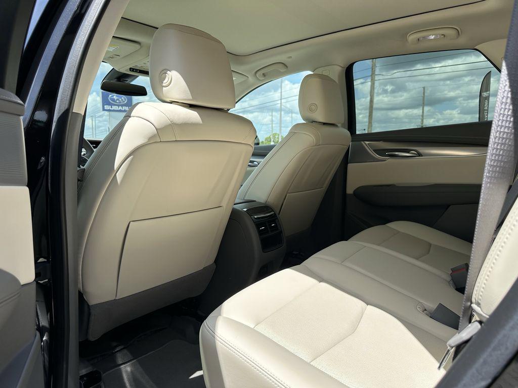 used 2024 Cadillac XT5 car, priced at $45,368