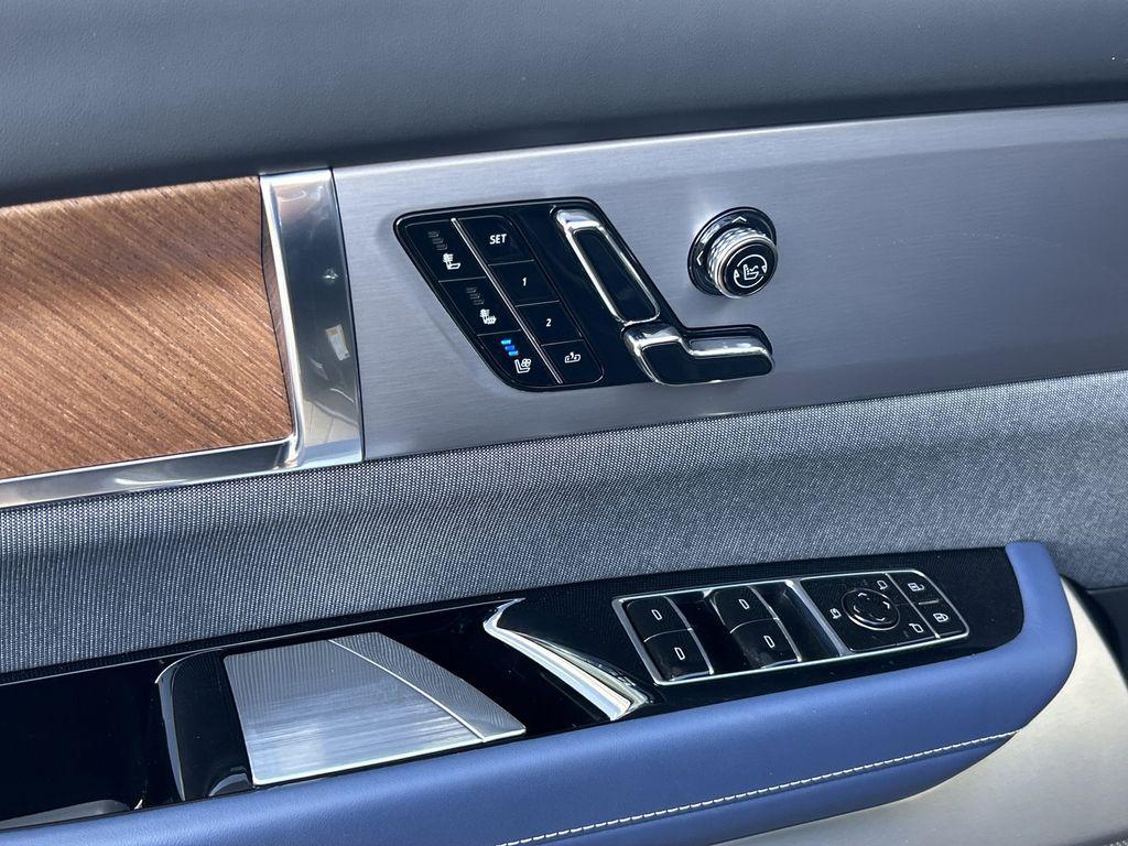 new 2026 Cadillac VISTIQ car