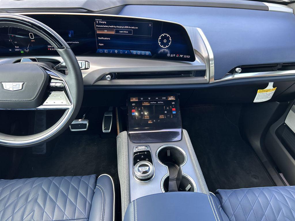 new 2026 Cadillac VISTIQ car