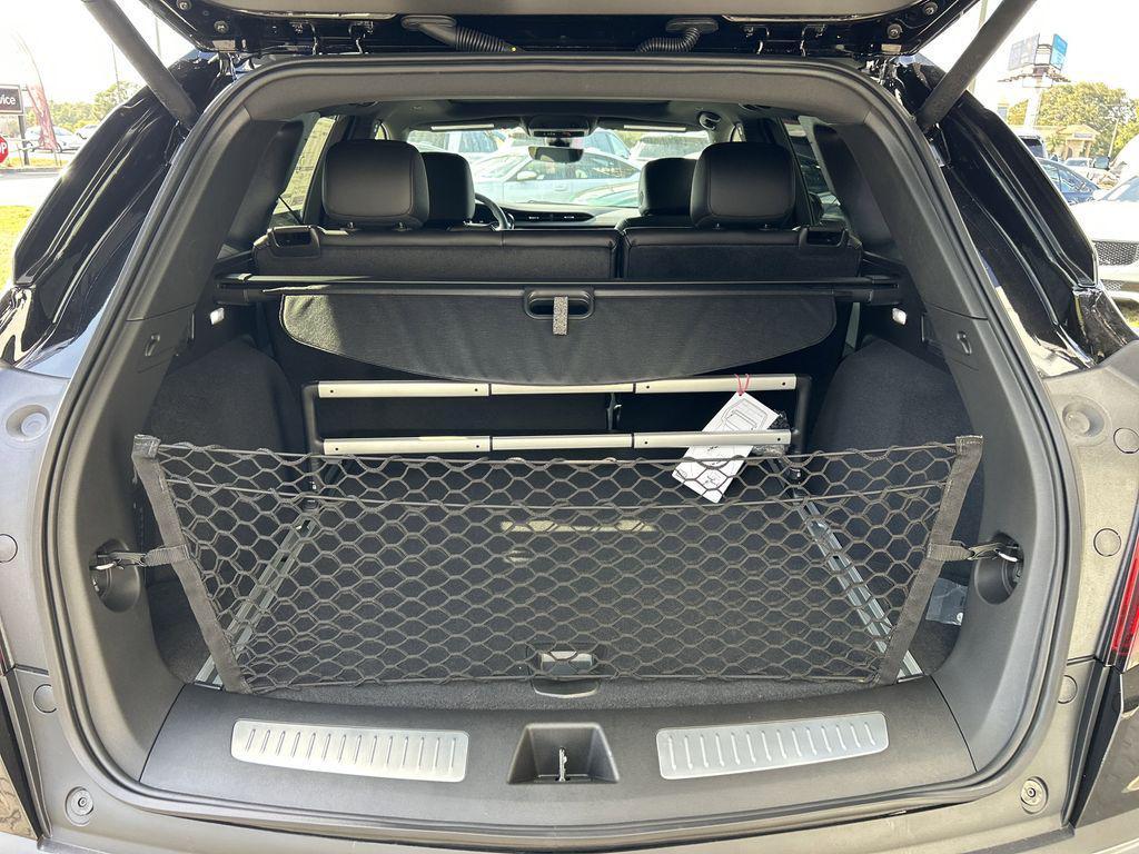 new 2026 Cadillac XT5 car, priced at $59,095