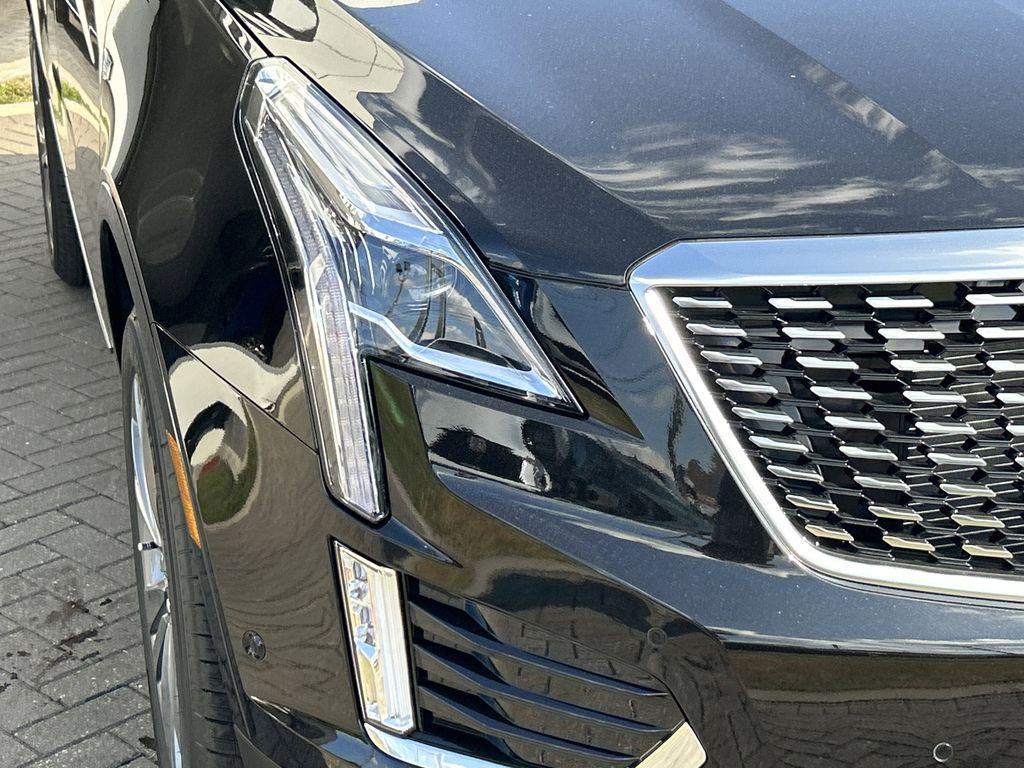 new 2026 Cadillac XT5 car, priced at $59,095