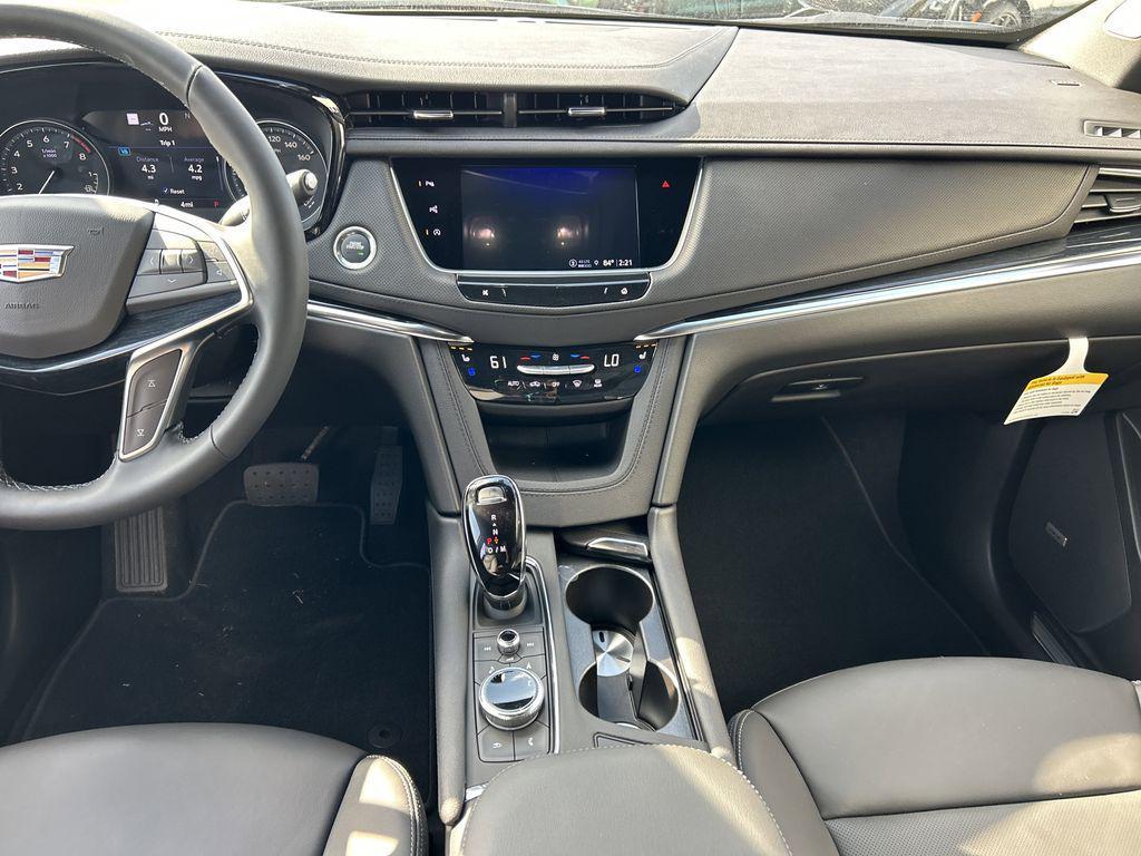 new 2026 Cadillac XT5 car, priced at $59,095