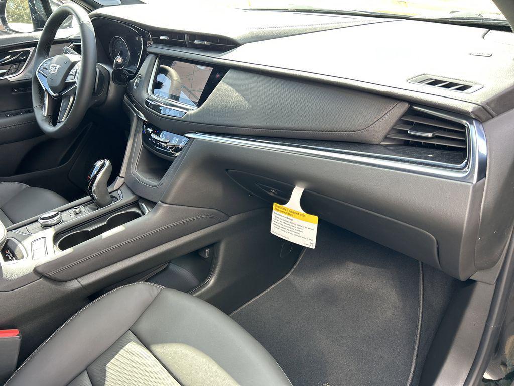 new 2026 Cadillac XT5 car, priced at $57,799