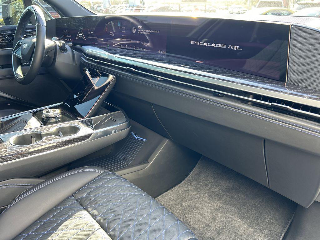 new 2026 Cadillac Escalade IQL car