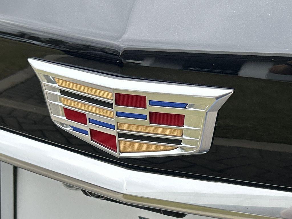 new 2026 Cadillac XT5 car, priced at $59,095