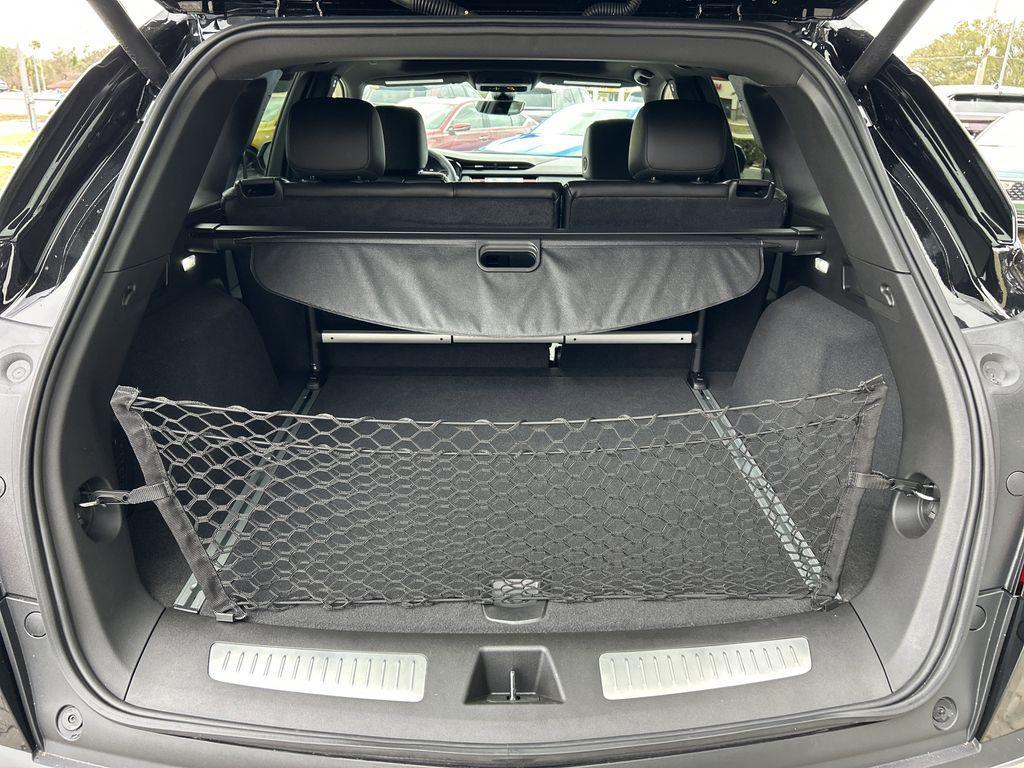 new 2026 Cadillac XT5 car, priced at $59,095