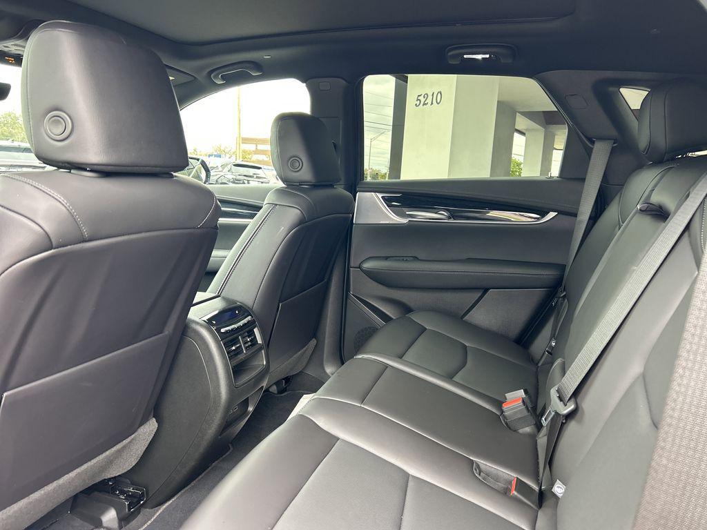 new 2026 Cadillac XT5 car, priced at $59,095