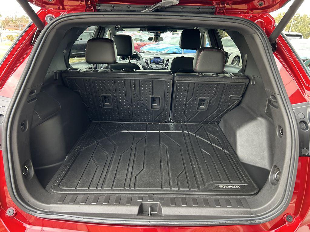 used 2024 Chevrolet Equinox car, priced at $28,888